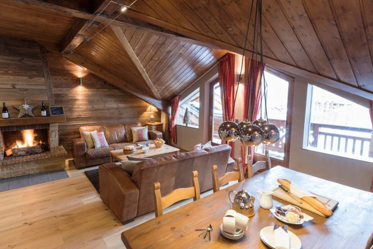 La Face Chalet, Val d'Isere Centre dining area
