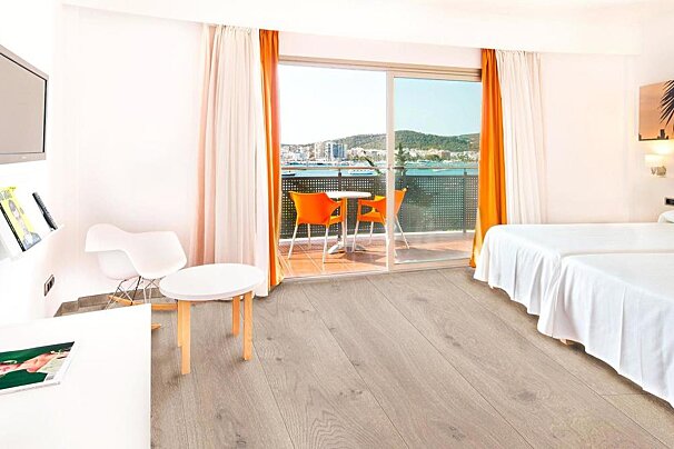 Ocean Beach Hotel, San Antonio twin bedroom