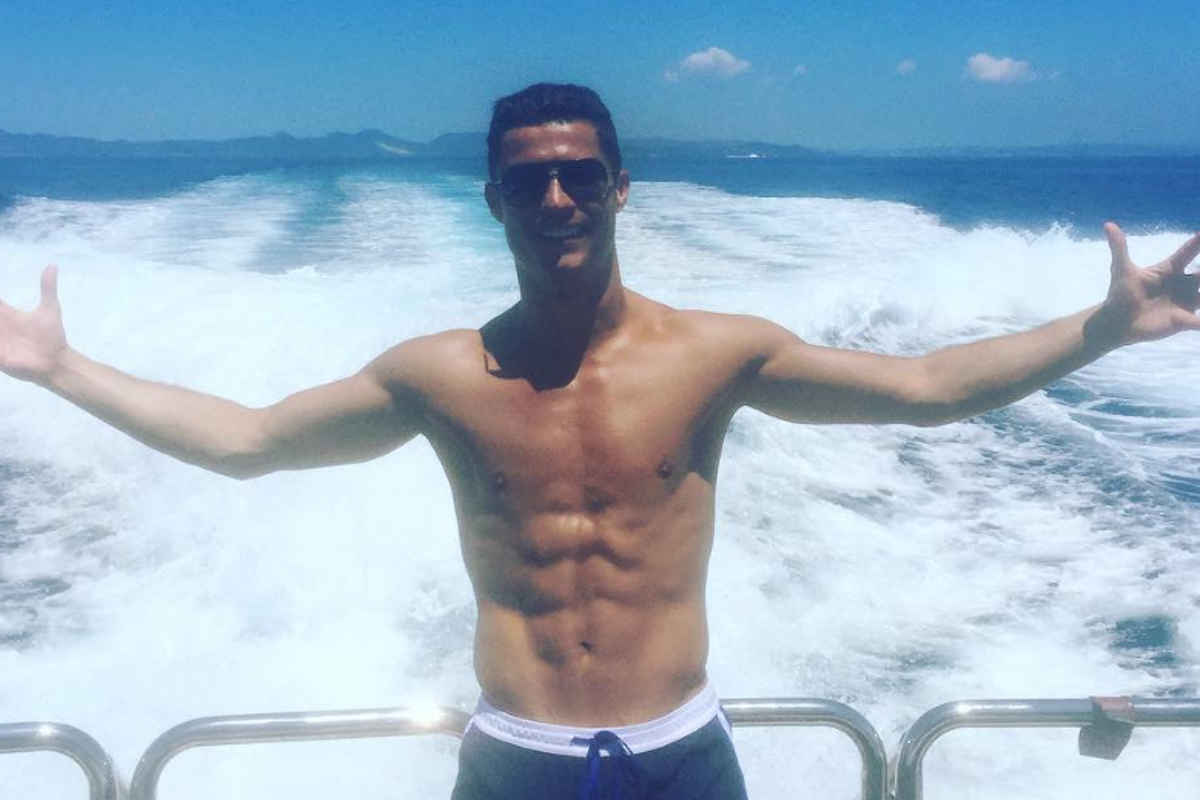 Cristiano Ronaldo Ibiza July 3, 2017 – Star Style Man