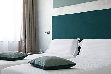 Bianca Maria Palace Hotel, Milan - Centre twin bedroom