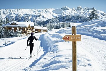 cross country skiing in the beautiful Courchevel