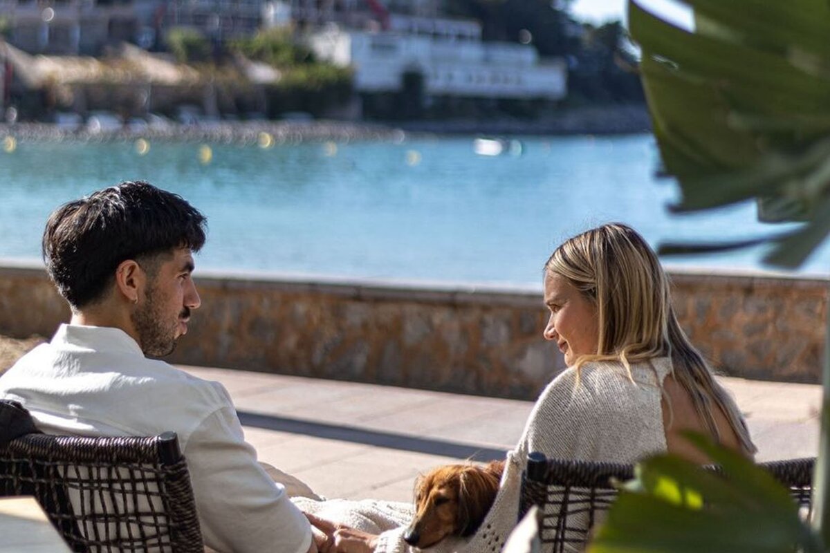 George's Cocktail Bar Setting