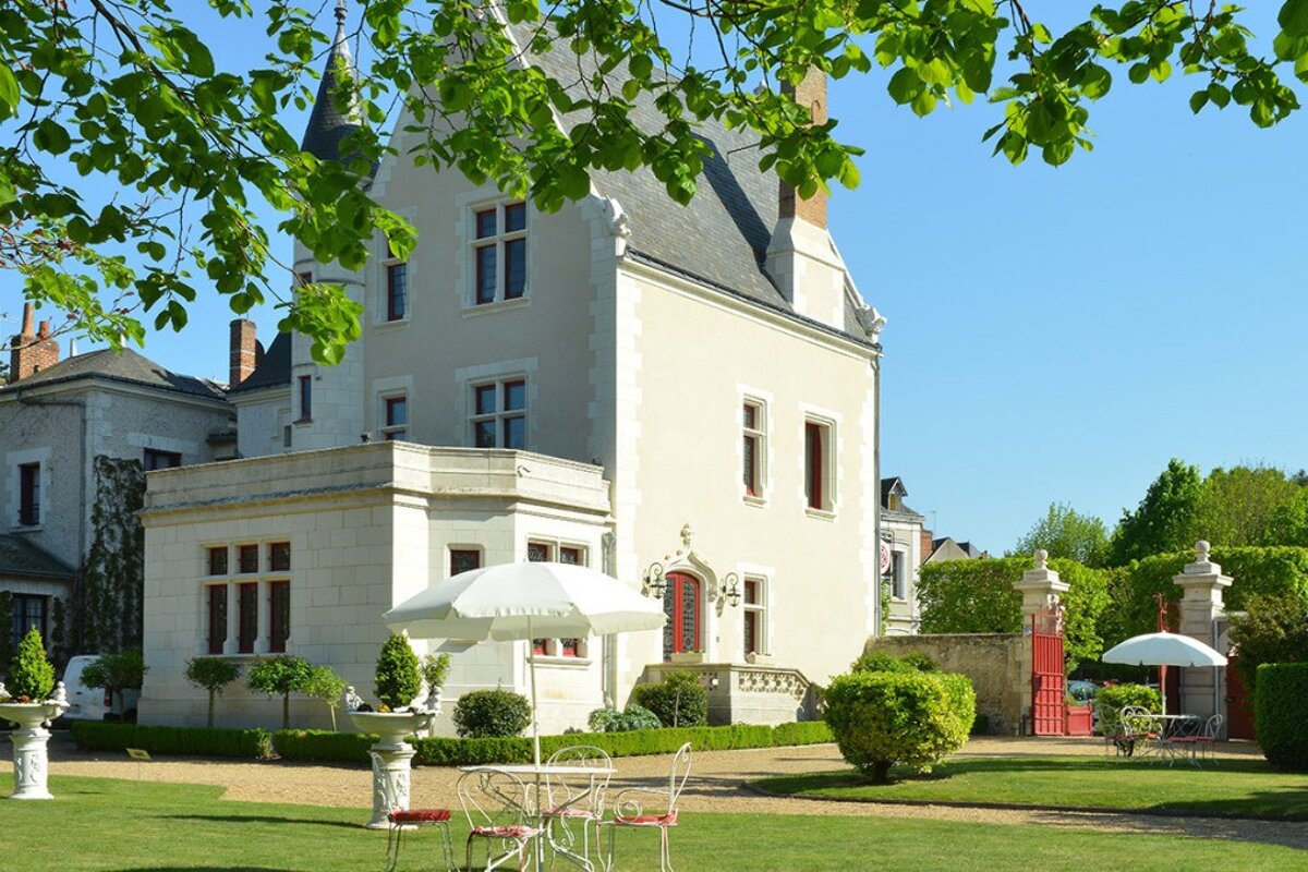 Le Manoir Saint Thomas Hotel, Amboise exterior