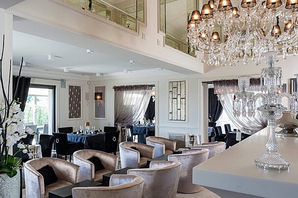 Paloma Restaurant, Mougins interior