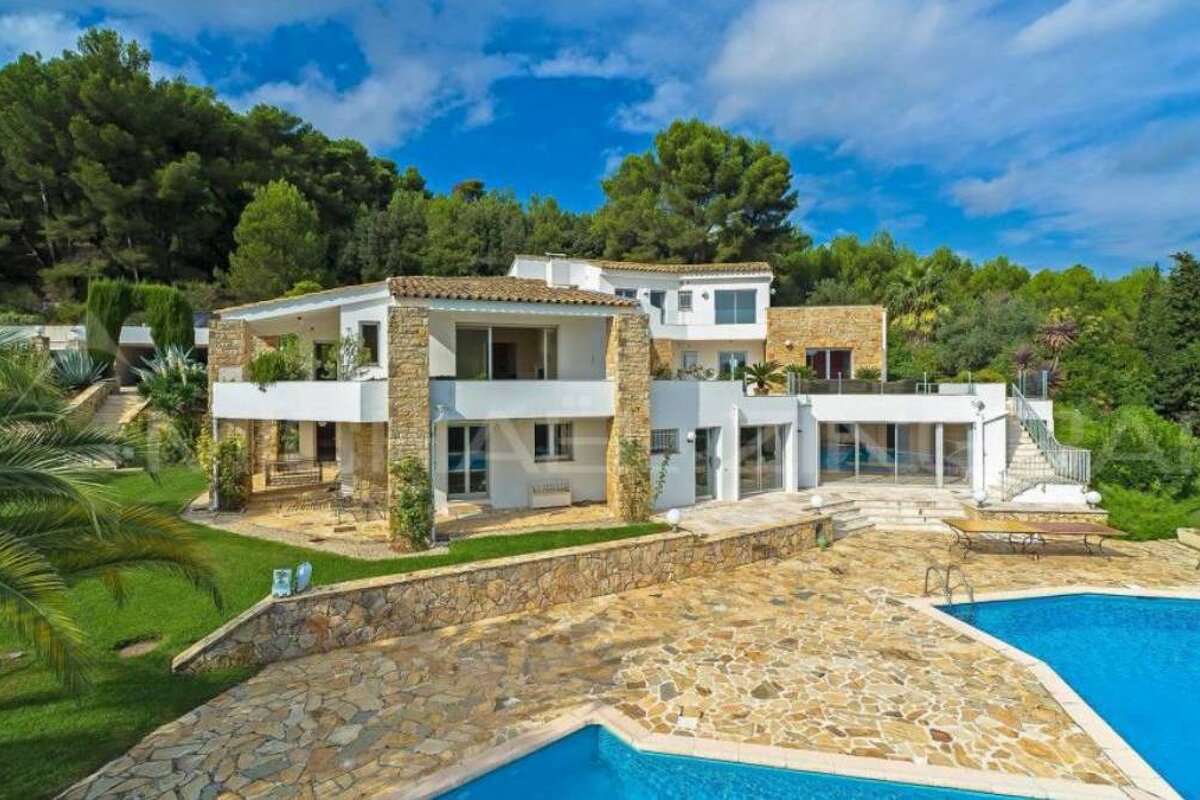 Eurofrance Real Estate exterior