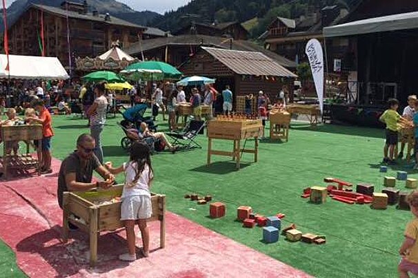 children with building blocks in morzine centre