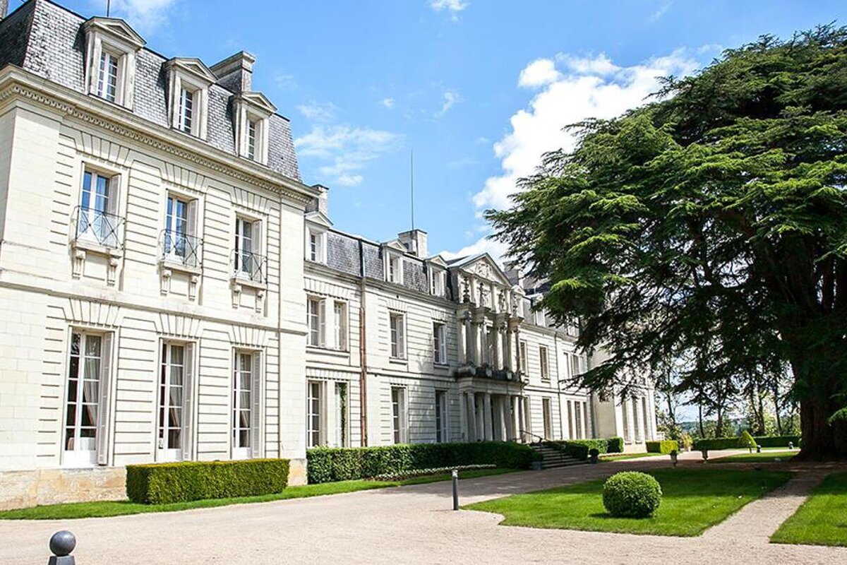 Rochecotte Chateau, Saint-Patrice exterior