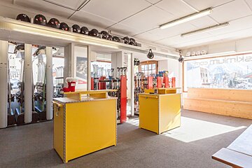 Skimium - Carrel Sports Ski Hire, Venosc shop interior