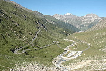 Parking lot in Valley