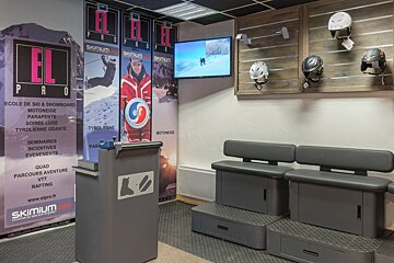Skimium - Elpro Plagne 1800 Ski Hire, La Plagne 1800 shop interior