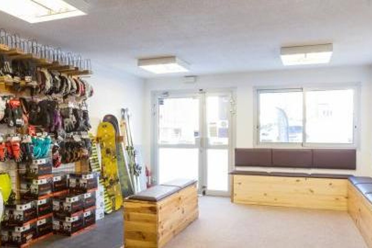 Skimium - SL Sports Teleseige Ski Hire, 2 Alpes