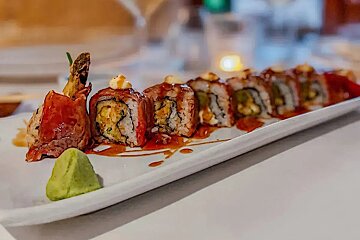 Sushi at Emilio Innobar