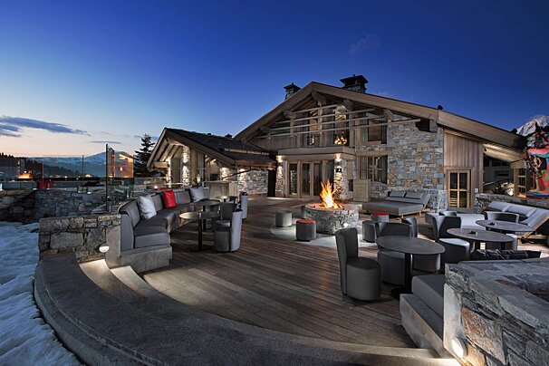 Le Base Kamp Restaurant, Courchevel 1850 exterior