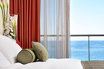 Radisson Blu Hotel, Nice double bedroom