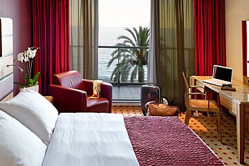 Radisson Blu Hotel, Nice double bedroom