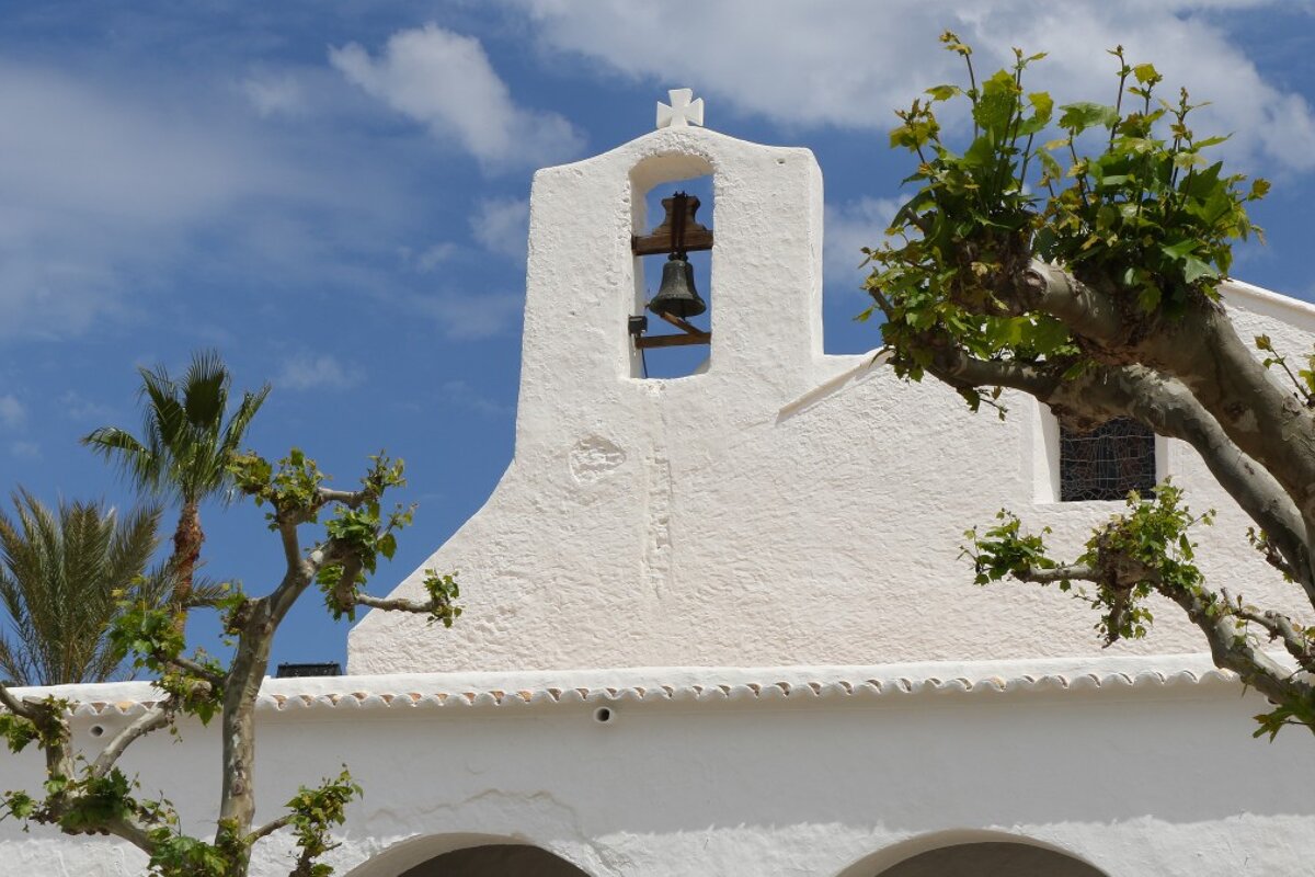 san carlos church tower