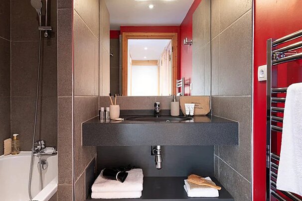 Les Crets Premium Residence | 1 Bedroom Superior Apartment, Meribel - Mottaret