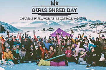 women in the snowpark