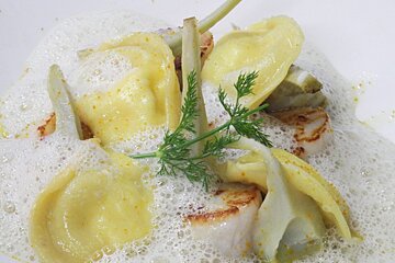 Le Clos Saint Basile Restaurant, Mougins main