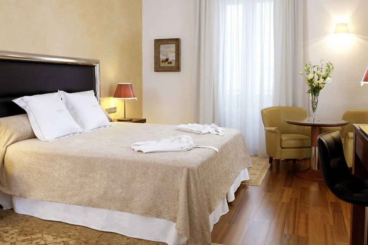 Mirador de Dalt Vila Hotel, Ibiza Town double bedroom