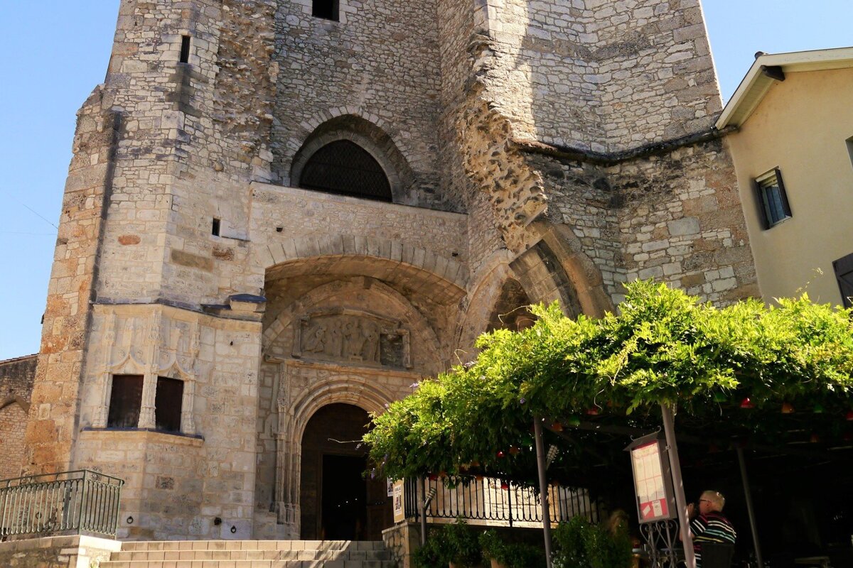 doorway of st martins church souillac