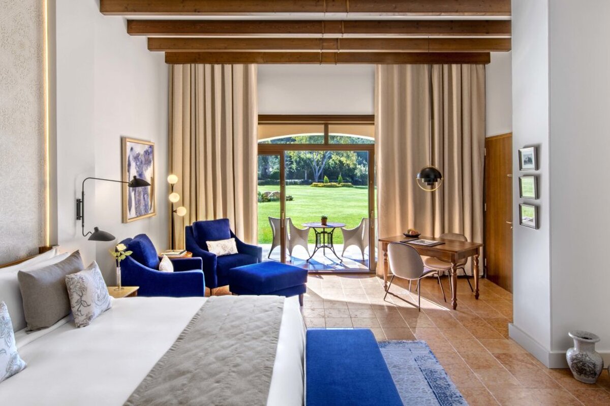 St Regis Mardavall Mallorca Resort Hotel, Costa d'en Blanes double bedroom