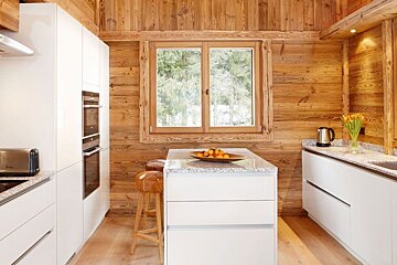 Zenith 2 Chalet, Chamonix - Argentiere kitchen