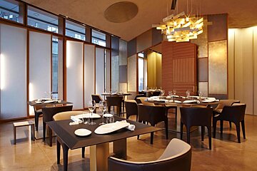 Berton Restaurant, Milan - Centre interior