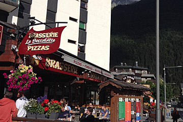 Le Boccalatte Restaurant, Chamonix restaurant terrasse