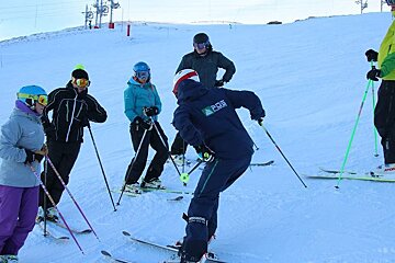PDS Ski School,