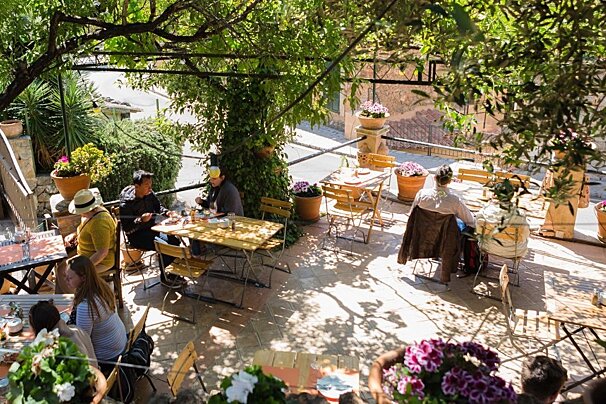 Xelini Restaurant, Deia restaurant terrasse