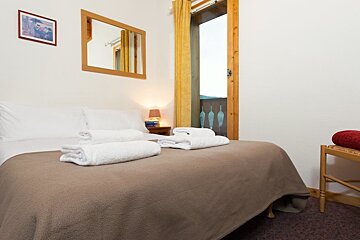 Alpages No.1 Chalet, La Plagne Soleil double room