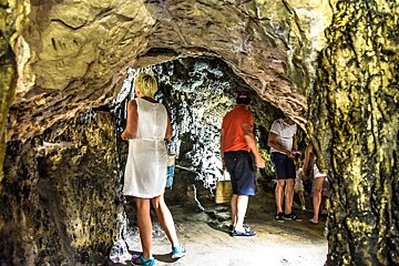 Exploring Arta Caves