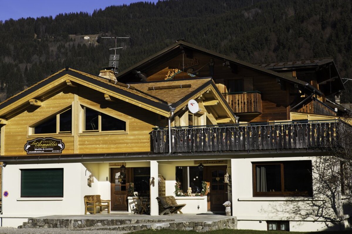 Les Armaillis 1 Chalet Apartments, Morzine exterior