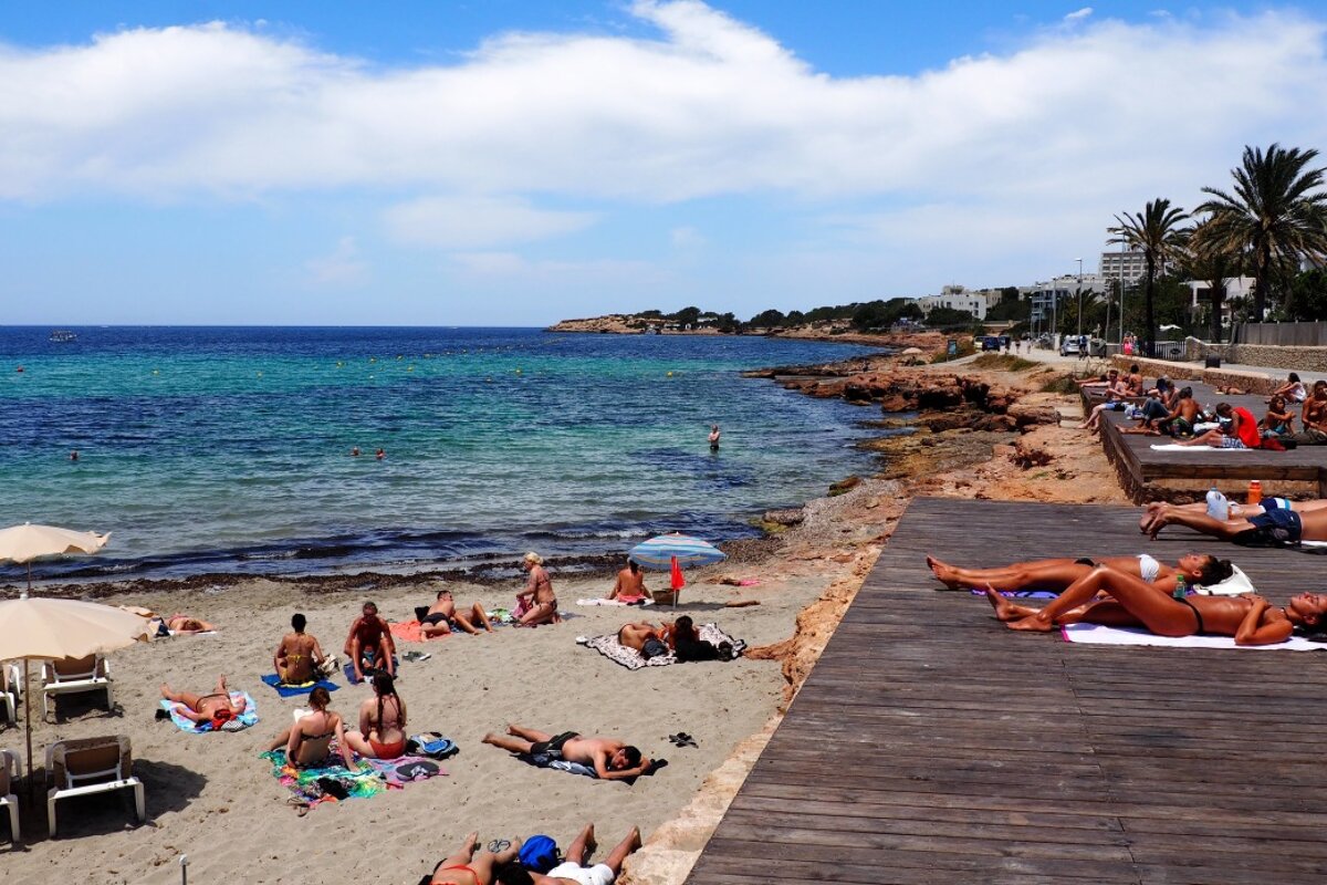 sand and decking at calo des Moro San Antonio