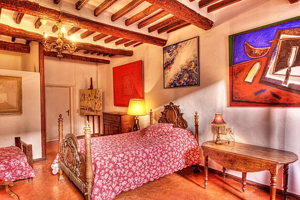 Les Arcades Hotel, Biot twin bedroom