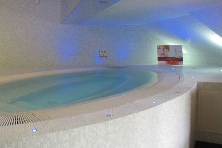 Parc Olmypique Spa, Meribel jacuzzi