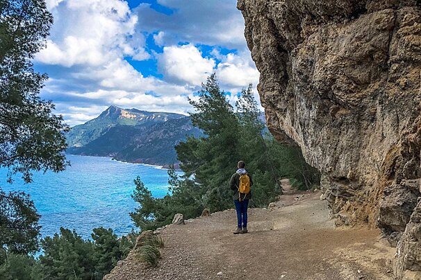 A wintery coastal hike on the Cami de Sa Volta des General