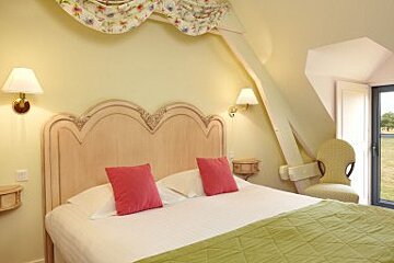 Breuil Chateau, Cheverny double bedroom