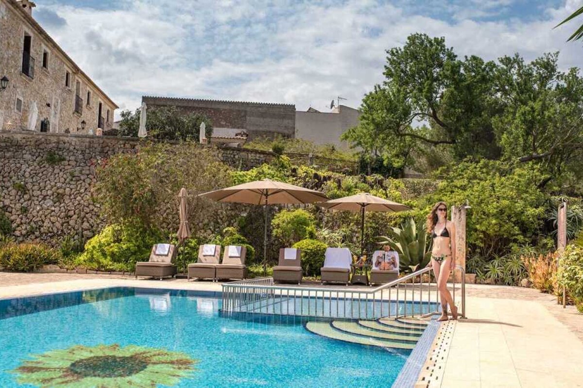 Font i Roig - Boutique Hotel, Maria de la Salut outdoor swimming pool
