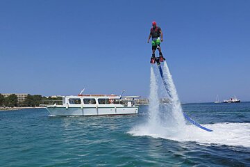 Ibiza Watersports, San Antonio flyboarder