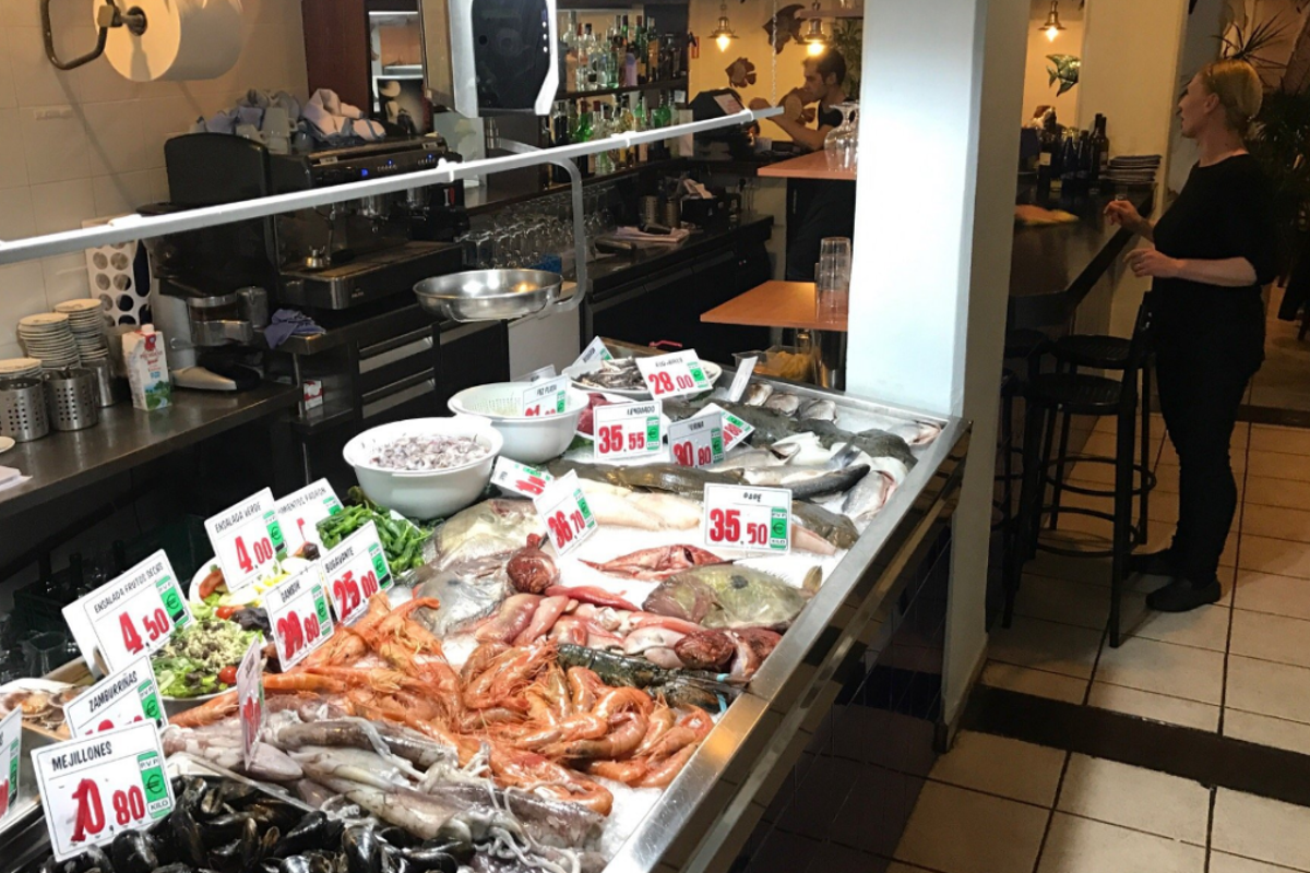 La Parada del Mar Restaurant, Cala Major (Beach Resort) interior