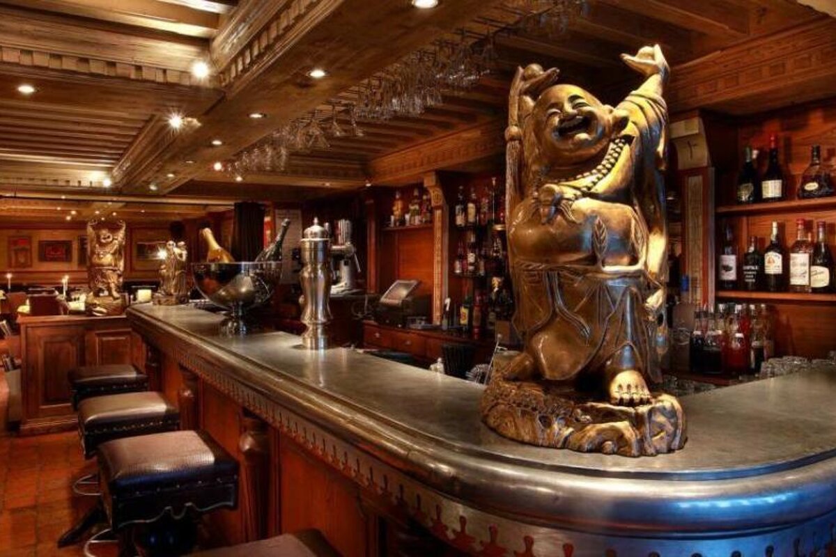 Le Grand Cafe Restaurant, Courchevel   restaurant