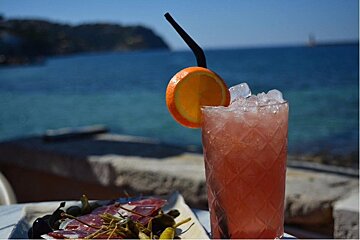 Mitj & Mitj Bar, Port d'Andratx