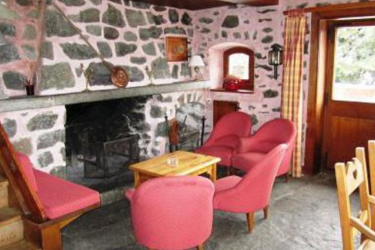 Altitude 1600 Chalet, Meribel - Rond Point / Altiport lounge