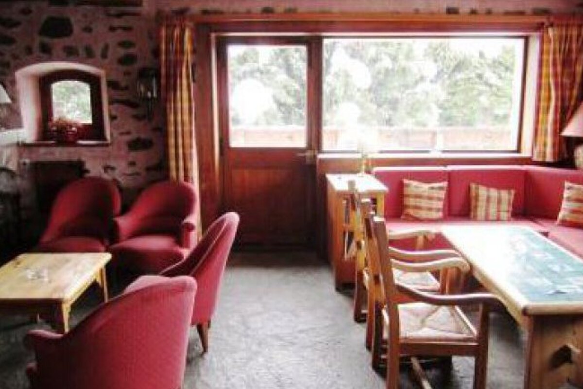 Altitude 1600 Chalet, Meribel - Rond Point / Altiport lounge