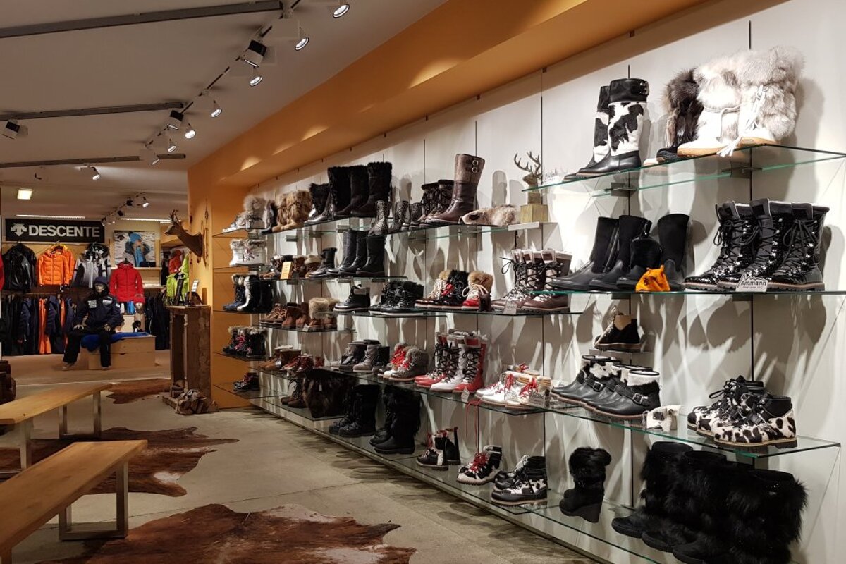 Fellay Mode and Sport Boutique, Verbier - Centre shop interior