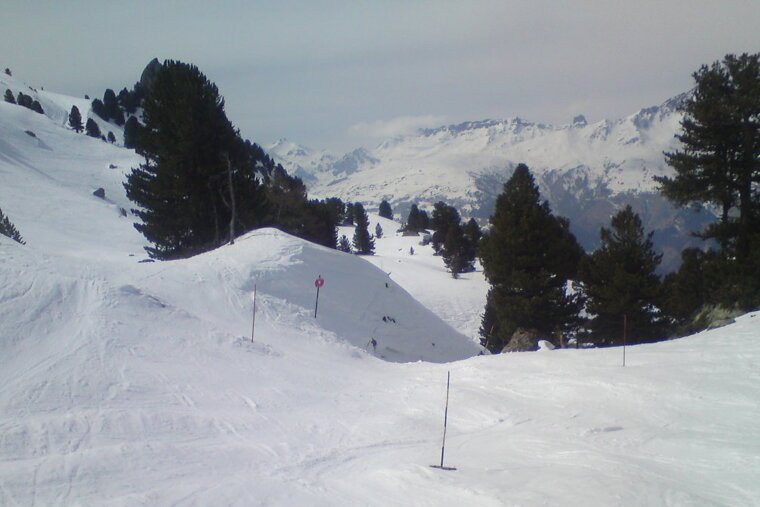 Hitting the Red and Black Runs in Les Arcs