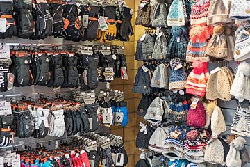 Skimium - Val Ski Shop, Val d'Isere - La Daille shop interior