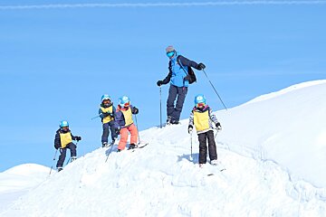 Snow D'Light Ski School Group Ski Lessons, Meribel kids lessons